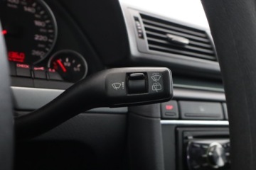 Audi A4 B7 Avant 1.6 i 102KM 2005 Audi A4 1.6, Klima, Klimatronic ,Bezkolizyjny, zdjęcie 16