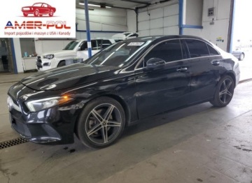 Mercedes Klasa A W177/V177 2022 Mercedes-Benz Klasa A 220 4Matic 2022 2.0L 2.0 Benzyna 188KM
