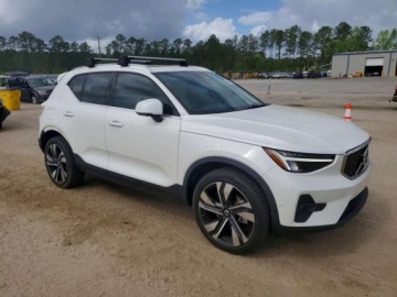 Volvo XC40 2024 Volvo XC 40 Plus 2024 2.0 Benzyna 247KM, zdjęcie 4