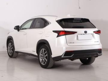 Lexus NX I SUV Facelifting 300h 197KM 2018 Lexus NX 300h, Salon Polska, Serwis ASO, 4X4, zdjęcie 3