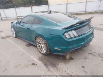 Ford Mustang VI Fastback Facelifting 5.0 Ti-VCT 450KM 2023 Ford Mustang Gt Premium Fastback 2023 5.0l 5.0 Benzyna 450KM, zdjęcie 3