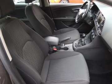 Seat Leon III ST 1.6 TDI CR 105KM 2015 Seat Leon 1.6 TDI, Salon Polska, Serwis ASO, zdjęcie 8