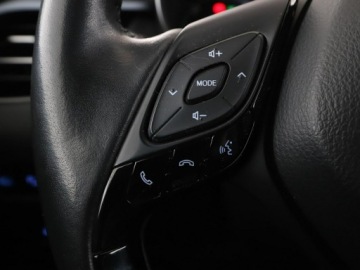 Toyota C-HR I Crossover Facelifting 1.8 Hybrid 122KM 2020 Toyota C-HR lift niski przebieg navi kamera grzane, zdjęcie 30