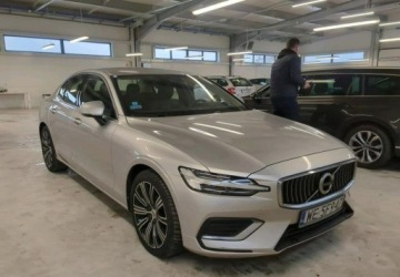 Volvo S60 III 2021 Volvo S60 Inscription Automat Piekna wersja FV 23 2.0 Benzyna 197KM, zdjęcie 2