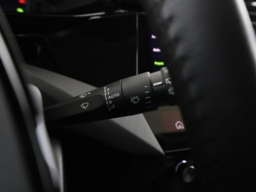 Peugeot 308 III Hatchback 1.2 PureTech 130KM 2023 Peugeot 308 full LED virtual cocpit navi kamera i, zdjęcie 31