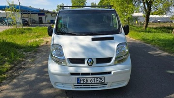 Renault Trafic II Furgon 2.5 dCi 150KM 2004 Renault Trafic Kamper, zdjęcie 2