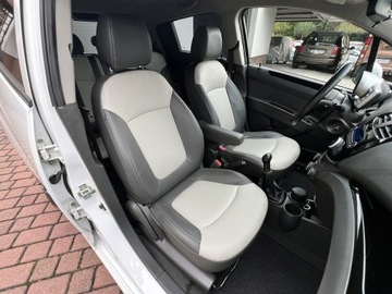 Chevrolet Spark II Hatchback 1.0L DOHC 68KM 2011 Chevrolet Spark TYLKO 126tyśkm! 1WŁ 1.0b ORYGINAŁ LAKIER 2011r LT SKÓRY!, zdjęcie 29