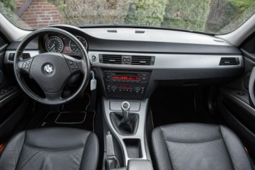 BMW Seria 3 E90-91-92-93 Limuzyna E90 320d 163KM 2006 BMW 320 2.0d 163KM ! M47 Rozrząd z przodu !, zdjęcie 4