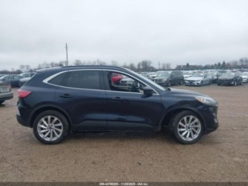 Ford Escape III 2021 Ford Escape FORD ESCAPE TITANIUM 2.0 Benzyna 250KM, zdjęcie 1