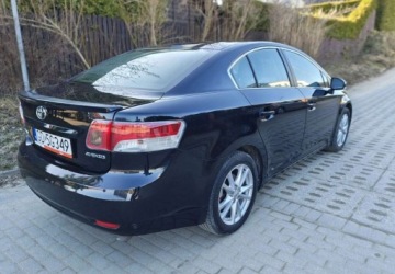 Toyota Avensis III Sedan 2.0 D-4D 126KM 2011 Toyota Avensis Toyota Avensis 2.0 D-4D 2.0 Diesel 126KM, zdjęcie 16
