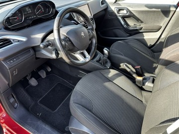 Peugeot 208 I Hatchback 5d Facelifting 1.2 PureTech 82KM 2015 Peugeot 208 Klimatronik*, zdjęcie 16
