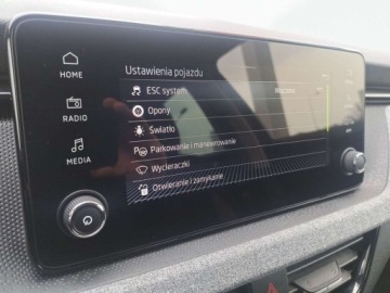 Skoda Kamiq Crossover Facelifting 1.0 TSI 115KM 2025 Skoda Kamiq DSG LED Kamera Virtual Cockpit Grzane fotele KESSY Bezwypadkowy, zdjęcie 18