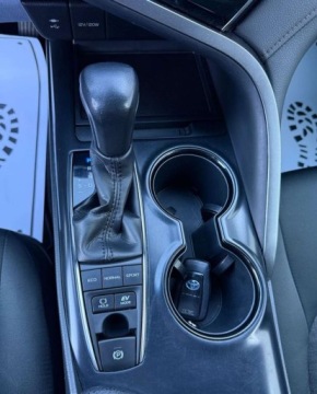 Toyota Camry IX Sedan 2.5 Hybrid Dynamic Force 218KM 2020 Toyota Camry salon Polska, serwis ASO, Gwarancja rok, FV-VAT 23 2.5 218KM, zdjęcie 19