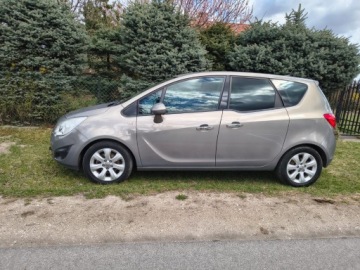 Opel Meriva II 2010 Opel Meriva 1,4 benzyna 2010r