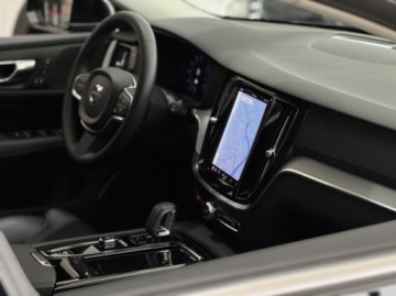 Volvo V60 II  Kombi Plug-in 2.0 T6 Plug-In Hybrid 350KM 2023 Volvo V60 T6 Plug In Core Kamera cofania LED CarPlayAndroid Auto ACC, zdjęcie 36