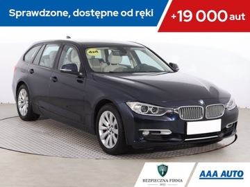 BMW Seria 3 F30-F31-F34 Touring 2.0 320i 184KM 2014 BMW 3 320 i xDrive, Salon Polska, Serwis ASO