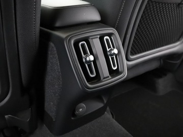 Volvo XC40 Crossover Facelifting 2.0 B3 163KM 2023 Volvo XC 40 FV23 2.0 B4 Core Automat Tempomat, zdjęcie 36