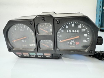 APRILIA TUAREG 125 СЧЕТЧИК ФАР СПИДОМЕТР