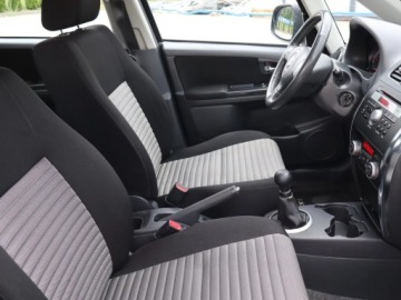 Suzuki SX4 I Hatchback Facelifting 1.6 VVT 120KM 2011 Suzuki SX4 1.6 VVT, Klima, Klimatronic, zdjęcie 8