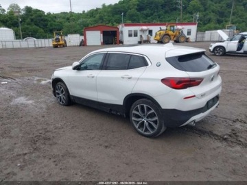 BMW X2 F39 2021 BMW X2 2021 BMW X2 SDRIVE28I 2.0 Benzyna 228KM, zdjęcie 3