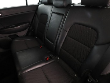 Kia Sportage IV SUV 1.7 CRDi 141KM 2017 Kia Sportage automat 140KM skóra navi kamera, zdjęcie 16