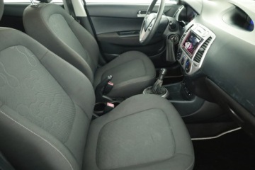 Hyundai i20 I Hatchback 5d 1.2 DOHC 78KM 2011 Hyundai i20 1.2, Klima, El. szyby, zdjęcie 6