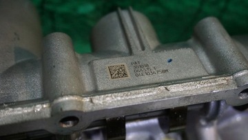 КРЫШКА ГОЛОВНОГО ВАЛА VW 1.2 TSI 04E103479G