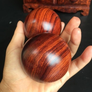 СЕМЕЙНЫЙ МЯЧ ДЛЯ МАССАЖА НОГ ИЗ МАССИВА ДЕРЕВА