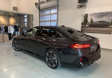 BMW Seria 5 G90-91 Touring 2.0 520d 197KM 2024 BMW Seria 5 2.0 Diesel 197KM, zdjęcie 2