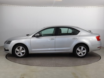 Skoda Octavia III Liftback Facelifting 2.0 TDI 150KM 2018 Skoda Octavia 2.0 TDI, Salon Polska, DSG, VAT 23%, zdjęcie 2