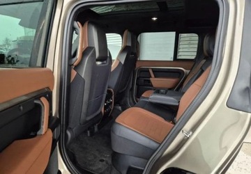 Land Rover Defender IV (L663) 90 5.0P V8 525KM 2025 Land Rover Defender Defender MY25.5 4.4P V8 635 PS AWD Auto 110 OCTA 5.0, zdjęcie 6