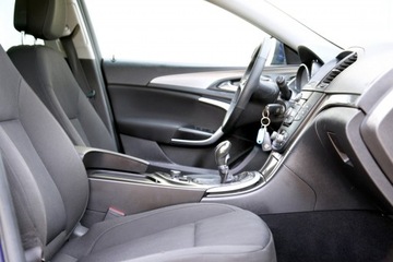 Opel Insignia I Sports Tourer 2.0 CDTI ECOTEC 130KM 2012 Opel Insignia Navi/6 Biegów/ Parktronic/BiXenon, zdjęcie 11