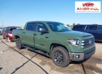Toyota Tundra II 2021 Toyota Tundra 2021, 5.7L, 4x4, SR5, od ubezpieczalni 5.7 Benzyna 381KM