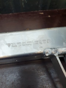 BELKA POD CHŁODNICE PORSCHE TAYCAN 2019->