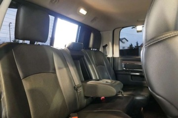 Dodge Ram IV 5.7 V8 390KM 2017 Dodge RAM Laramie1500V8HEMI5.7 Hak 390KM 4x4 Szyberdach Wentyl Alpine Navi, zdjęcie 14