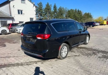 Chrysler Pacifica II 2018 Chrysler Pacifica 2018 Chrysler Pacifica kamery 360 auto w Polsce po akcyz