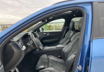 Volvo XC60 II Crossover T4 190KM 2019 Volvo XC 60 RDESIGN T4 /Dark /HeadUP /Harmann /Panorama *SalonPL*FVAT23%, zdjęcie 22