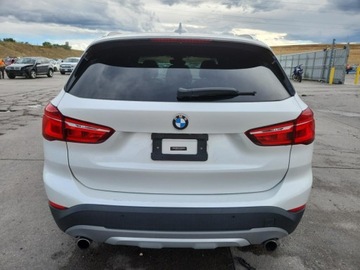 BMW X1 F48 2016 BMW X1 xDrive28i 2016 2.0l 2.0 Benzyna 228KM, zdjęcie 2