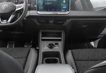 Volkswagen Tiguan III 2025 Volkswagen Tiguan 1.5 eTSI DSG Goal Hak holowniczy LED Plus Ambiente Keyle, zdjęcie 15