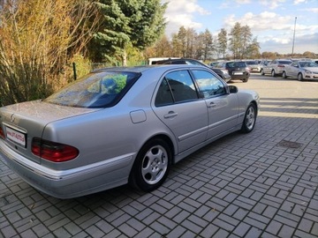 Mercedes Klasa E W210 Sedan 2.6 170KM 2001 Mercedes E 240 170KM Avantgarde Xenony Skóra, zdjęcie 4