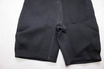 FOAM SUIT 185 RIP CURL размер 10 лет