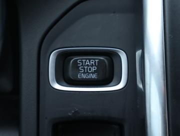 Volvo XC60 I SUV Facelifting 2.0 D3 DRIVE-E 150KM 2016 Volvo XC60 D3, Skóra, Klima, Klimatronic, zdjęcie 18