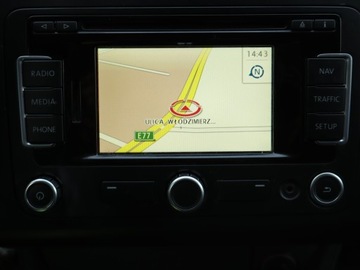 Volkswagen Touran II 1.6 TDI 105KM 2011 VW Touran 1.6 TDI, Navi, Klima, Klimatronic, zdjęcie 11