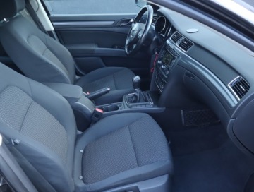 Skoda Superb II Sedan 1.6 TDI CR DPF 105KM 2012 Skoda Superb 1.6 TDI, Navi, Klima, Klimatronic, zdjęcie 8