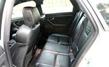 Audi A4 B7 S4 Avant 4.2 V8 344KM 2004 Audi S4 Limousine 4.2v8344KMSzwajcarSerwis 4.2 Benzyna 344KM, zdjęcie 7