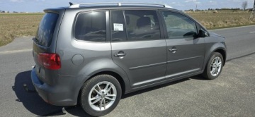 Volkswagen Touran II 2.0 TDI 140KM 2015 Volkswagen Touran 2.0 Tdi Full 7 osob, zdjęcie 5