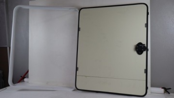 КАМЕРА-КАРАВЕР ДВЕРИ ПРИЦЕПА 99 СМ Х 120 СМ