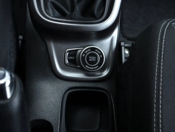 Suzuki Vitara III SUV Facelifting 1.4 BoosterJet 140KM 2019 Suzuki Vitara 1.4 BoosterJet, Salon Polska, zdjęcie 17