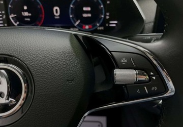 Skoda Octavia IV Liftback 1.5 TSI EVO 150KM 2021 Skoda Octavia manual VIRTUAL BEZWYPADKOWA gwarancja 64.000KM 1.5, zdjęcie 21