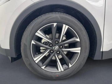 Toyota C-HR II SUV 1.8 Hybrid 140KM 2026 Od ręki - Style 1.8 Hybrid 140KM | Podgrzewane fotele!, zdjęcie 13